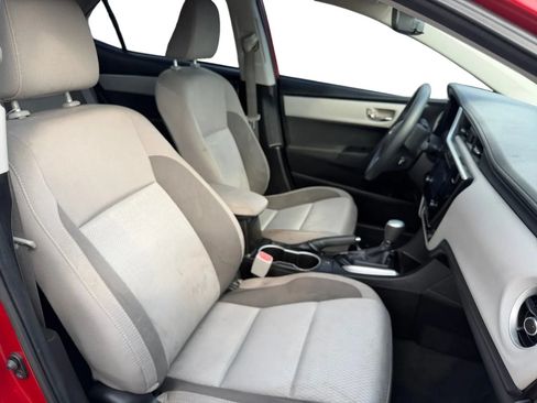 Used 2017 Toyota Corolla LE FWD image 16