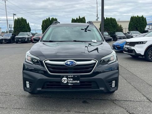 Used 2020 Subaru Outback Premium AWD/4WD image 4