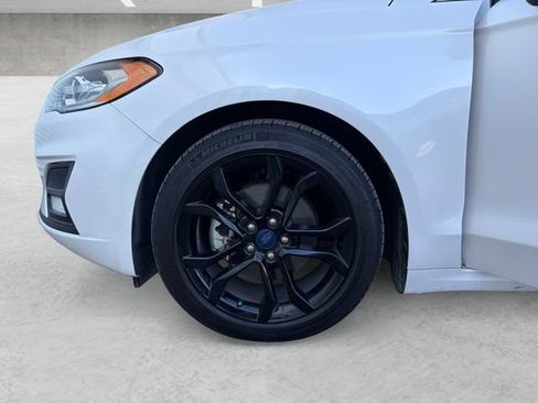 Used 2020 Ford Fusion SE w/ Equipment Group 151A image 23