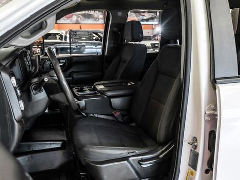 Used 2023 GMC Sierra 3500 Pro w/ Convenience Package image 27