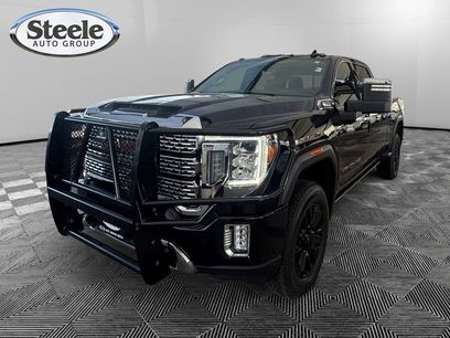 Used 2022 GMC Sierra 2500 Denali w/ Denali Black Diamond Edition
