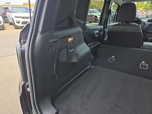 Used 2023 Jeep Renegade Altitude w/ Sun/Sound Group image 94