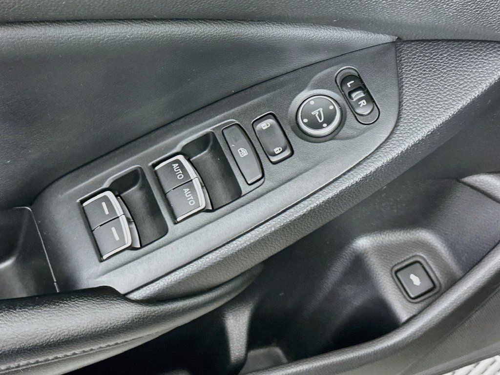 Used 2018 Honda Accord LX image 18