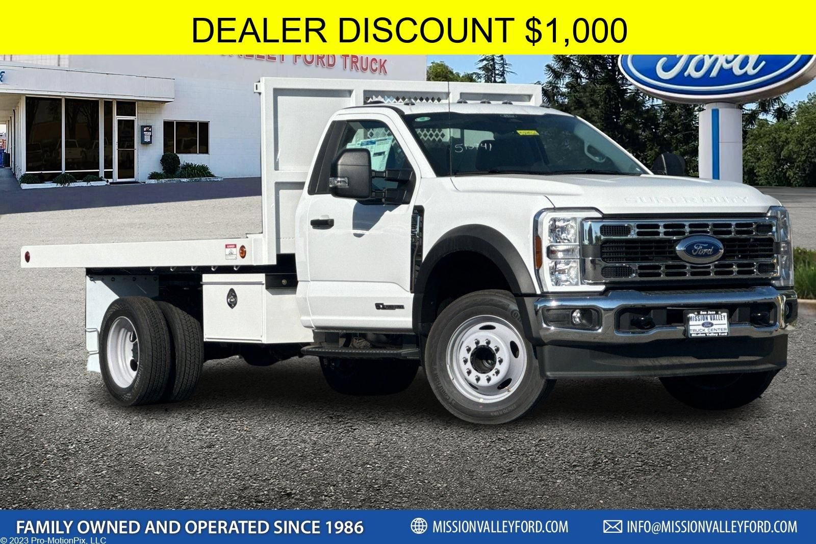 New 2024 Ford F550 2WD Regular Cab Super Duty image 1