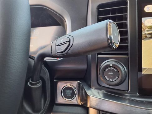 New 2026 Ford F250 Lariat w/ Black Appearance Package image 22