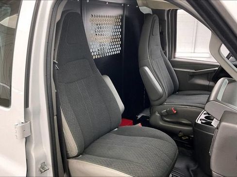Certified 2025 Chevrolet Express 2500 w/ Driver Convenience Package RWD image 7