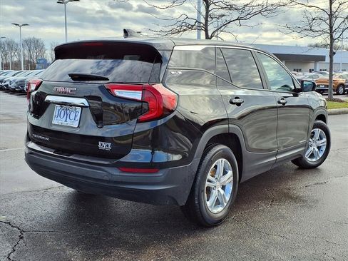 Certified 2022 GMC Terrain SLE image 32