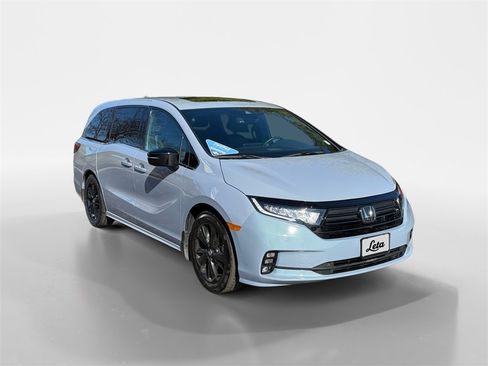 Certified 2024 Honda Odyssey Sport image 2