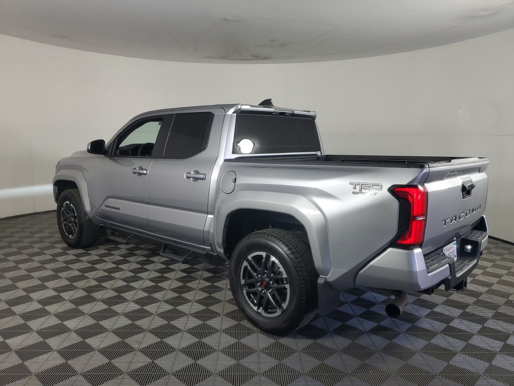 Used 2025 Toyota Tacoma TRD Sport RWD image 6