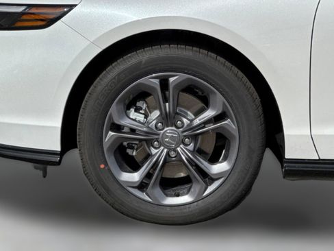 New 2026 Honda Accord EX-L image 11