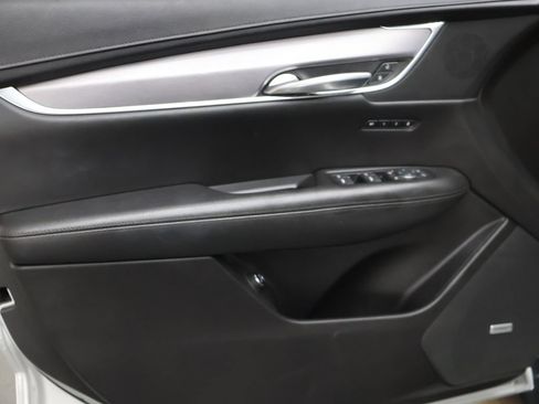 Used 2019 Cadillac XT5 Premium Luxury FWD image 15