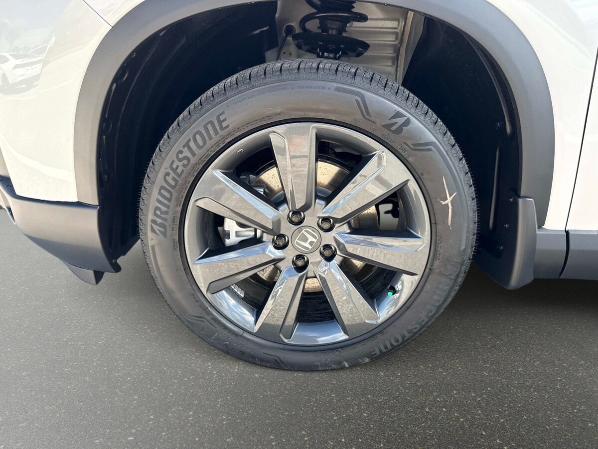 New 2026 Honda Pilot Sport image 10