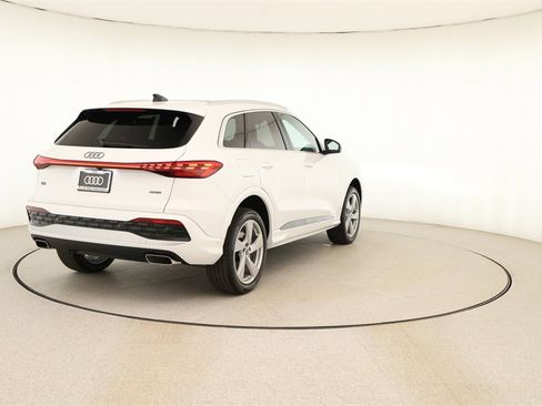 New 2025 Audi Q5 Premium Plus image 6