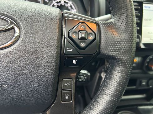 Used 2024 Toyota 4Runner TRD Off-Road Premium w/ Off Road Premium Plus Package AWD/4WD image 16