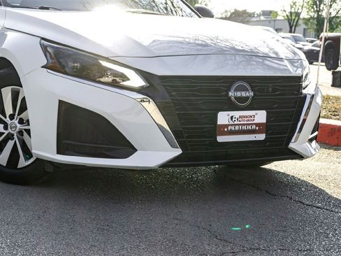 Used 2024 Nissan Altima 2.5 S image 3