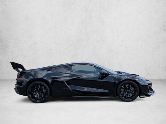 Used 2026 Chevrolet Corvette ZR1 w/ ZR1 Carbon Fiber Aero Package RWD image 4