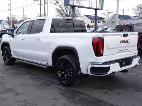 Used 2023 GMC Sierra 1500 Denali w/ Denali Reserve Package AWD/4WD image 3