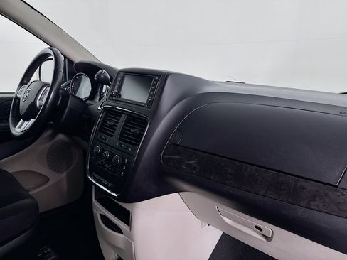 Used 2017 Dodge Grand Caravan SE w/ Power Window Group image 28