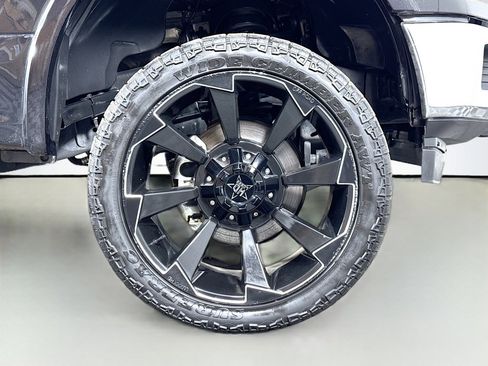 Used 2020 Ford F150 Lariat image 9