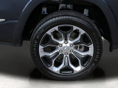 Used 2020 RAM 1500 Limited AWD/4WD image 9