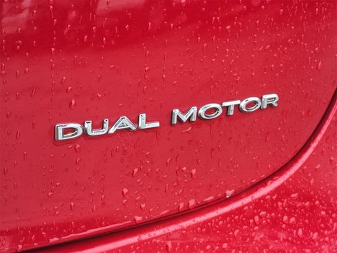 Used 2018 Tesla Model 3 Long Range image 8