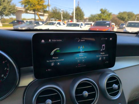 Used 2020 Mercedes-Benz GLC 300 image 21