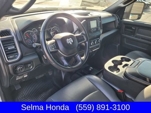 Used 2023 RAM 2500 Tradesman w/ Chrome Appearance Group AWD/4WD image 7