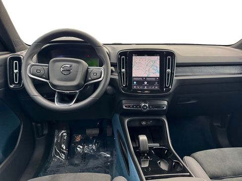Certified 2023 Volvo XC40 Recharge Plus w/ Protection Package Premier AWD/4WD image 27