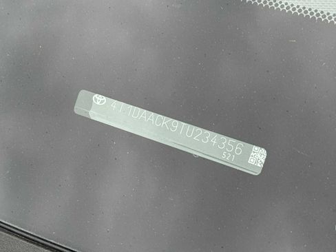 Used 2026 Toyota Camry SE image 26