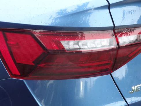 Used 2020 Volkswagen Jetta S w/ Driver Assistance Package FWD image 15