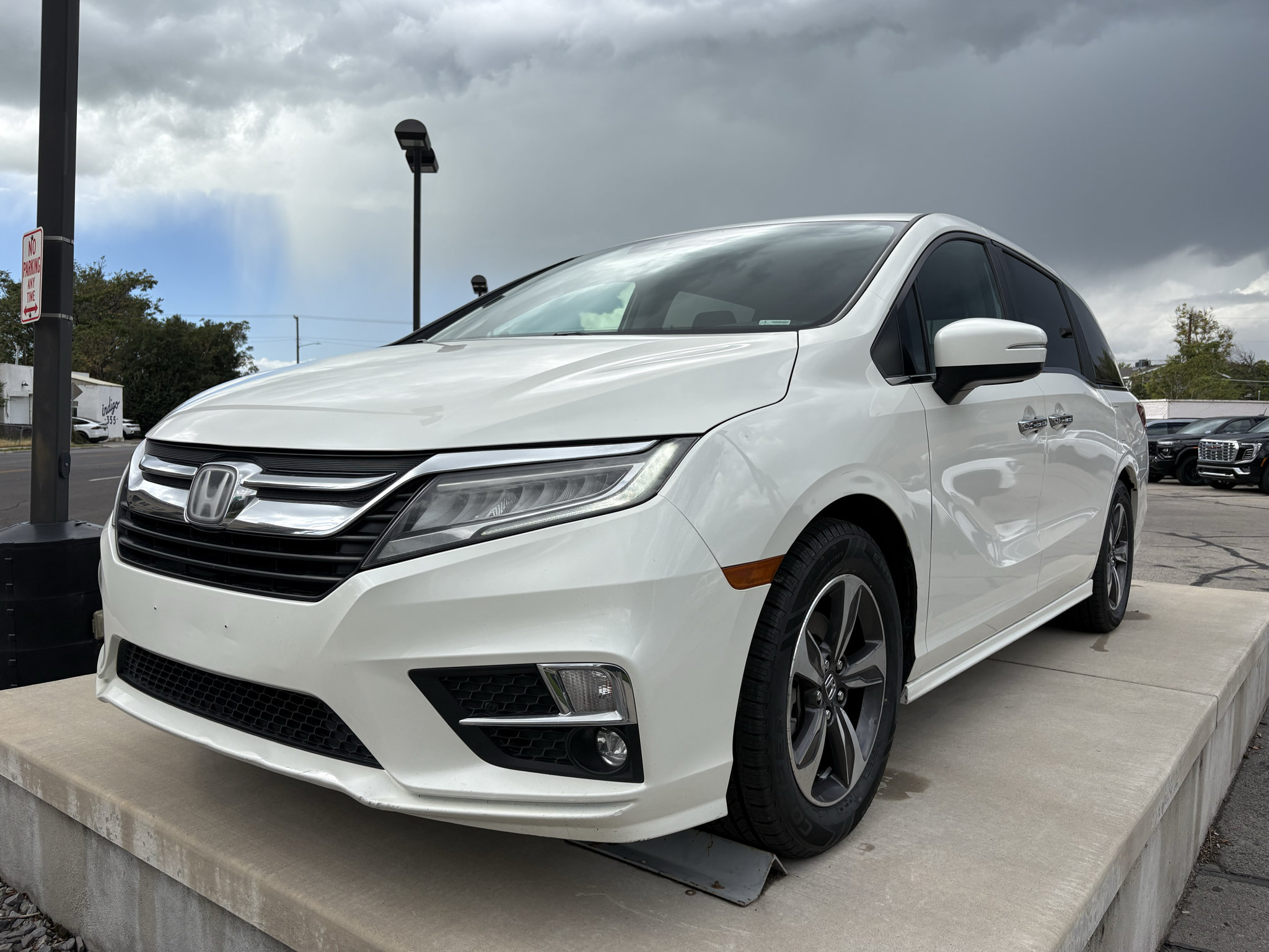 Used 2019 Honda Odyssey Touring image 12