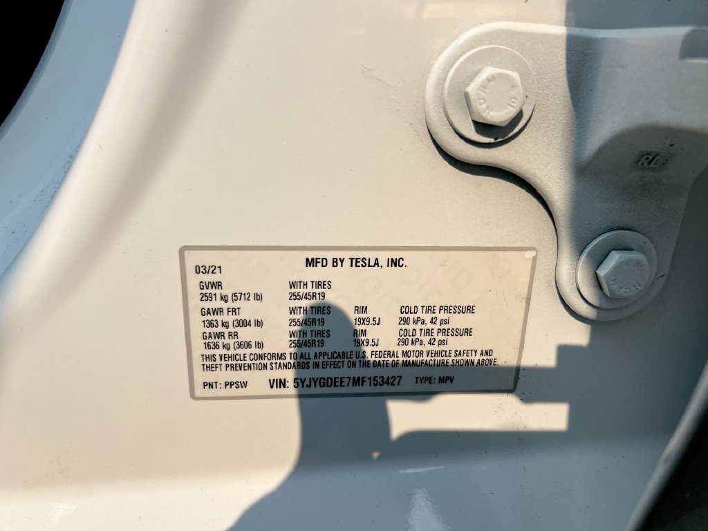 Used 2021 Tesla Model Y Long Range AWD/4WD image 27