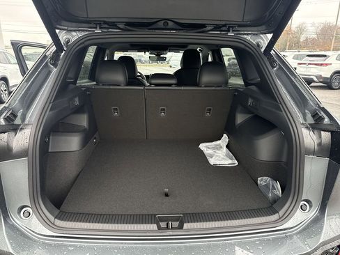 New 2026 Volkswagen Tiguan SE R-Line AWD/4WD image 45