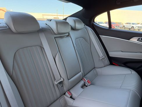 Used 2022 Genesis G70 2.0T w/ Prestige Package RWD image 38