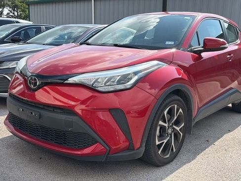 Used 2022 Toyota C-HR XLE FWD image 16