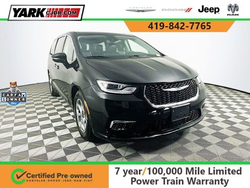 Certified 2024 Chrysler Pacifica Limited image 1