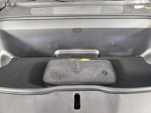 Used 2024 Rivian R1S Adventure image 14