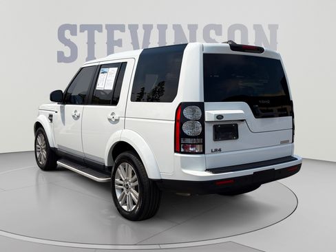 Used 2015 Land Rover LR4 HSE LUX AWD/4WD image 3
