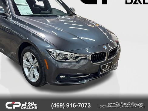 Used 2018 BMW 330i 330i Sedan 4D image 3