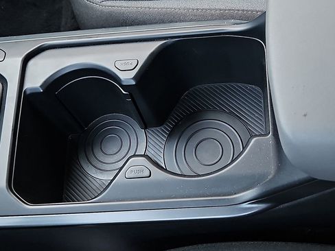 Used 2025 Kia K4 LXS image 22