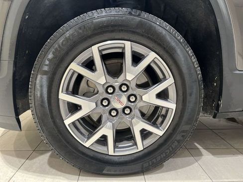 Used 2020 GMC Acadia SLT image 30