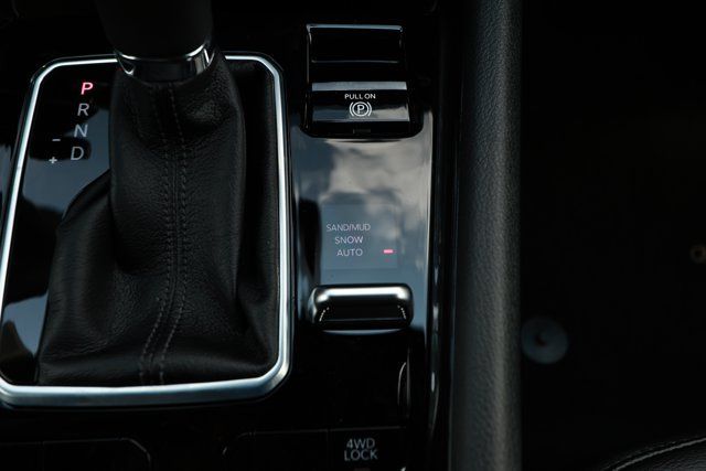 New 2026 Jeep Compass Latitude AWD/4WD image 19