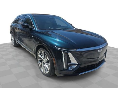 New 2025 Cadillac Lyriq Luxury w/ Nappa Leather Package RWD image 1