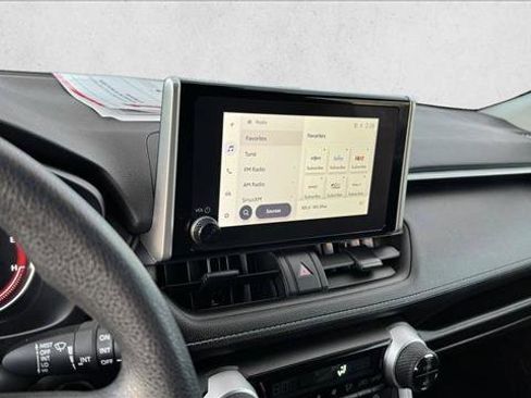 Used 2025 Toyota RAV4 XLE image 13