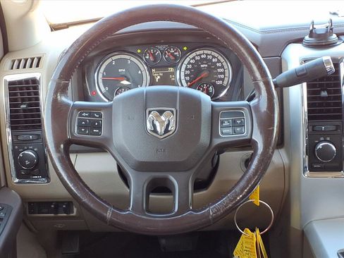 Used 2012 RAM 2500 Laramie w/ Cold Weather Group image 19