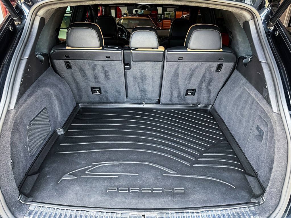 Used 2014 Porsche Cayenne AWD/4WD image 23