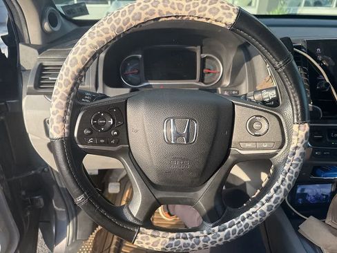 Used 2021 Honda Pilot EX image 12