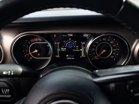 Used 2020 Jeep Wrangler Unlimited Sport S image 13