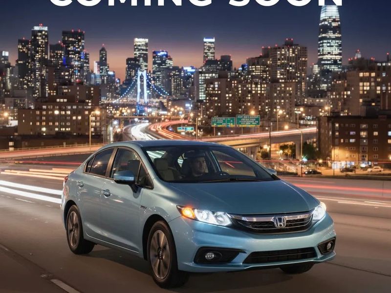 Used 2014 Honda Civic Hybrid Sedan image 1