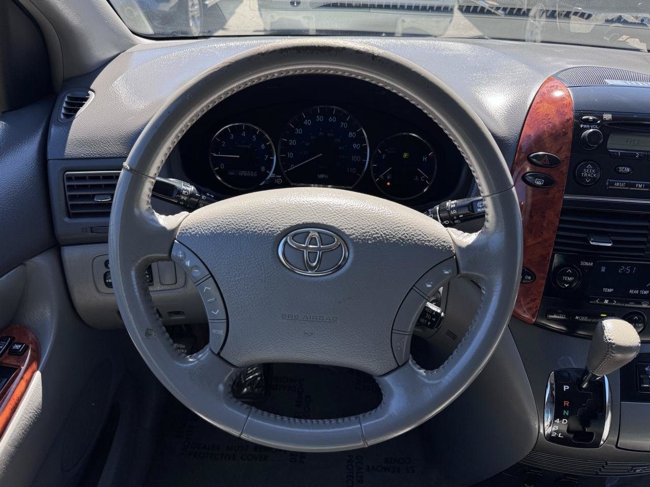Used 2009 Toyota Sienna XLE Limited FWD image 19
